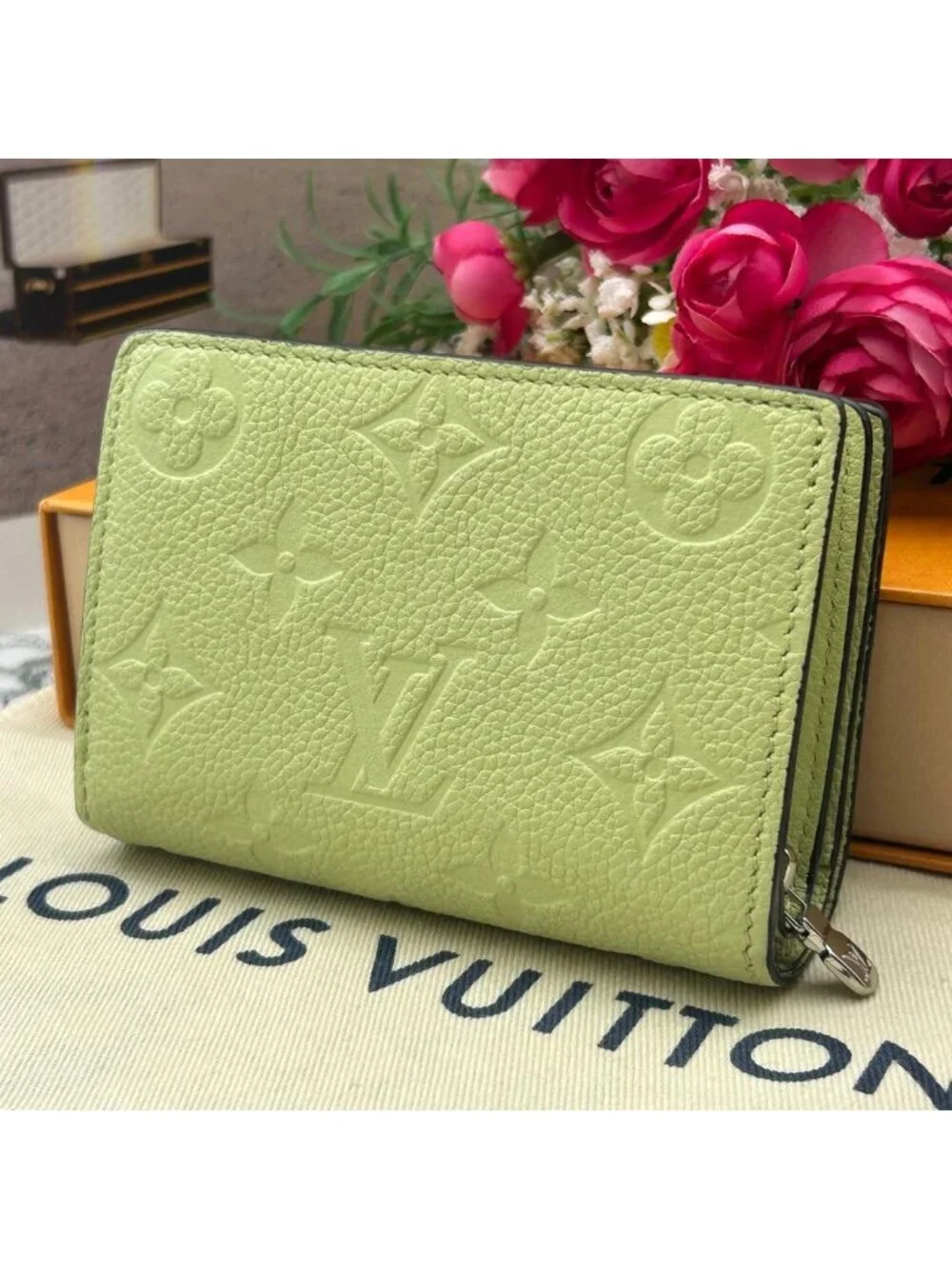 Louis Vuitton Monogram Empreinte Portefeuille Clair Wallet